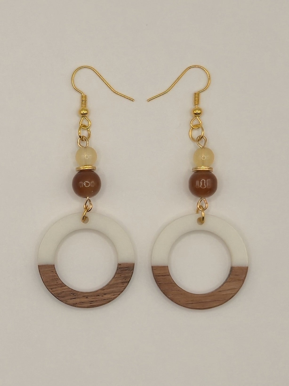 White Wood & Resin Round Cutout Earrings