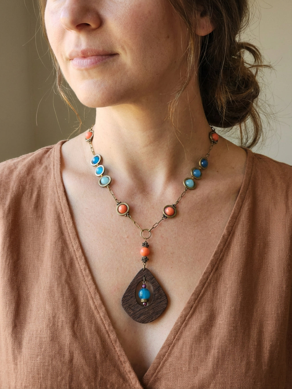 Blue Ombre Bead Frame Necklace w/ Wood Pendant