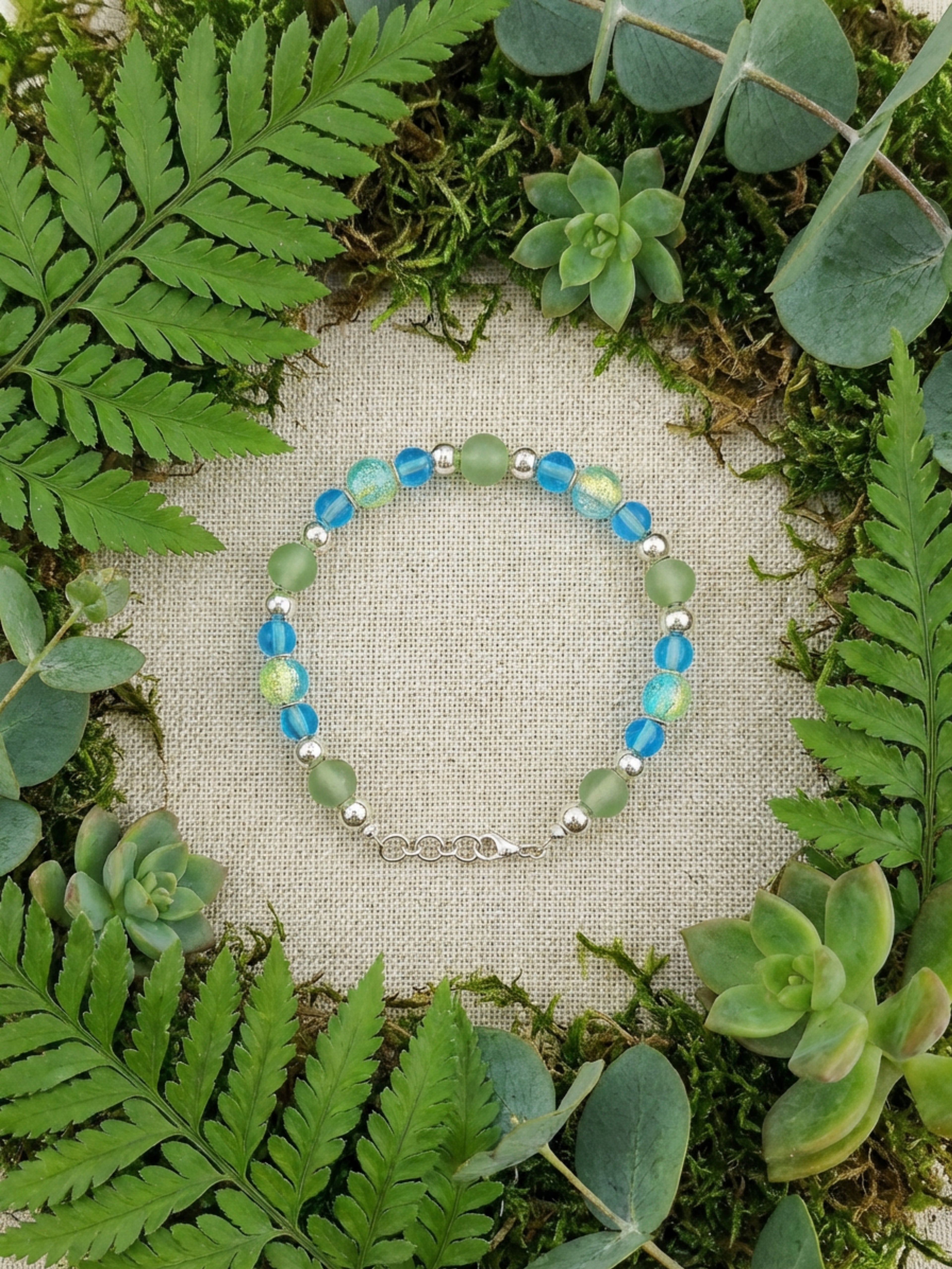 Blue Crackle Glass Bracelet w/ Green Accent