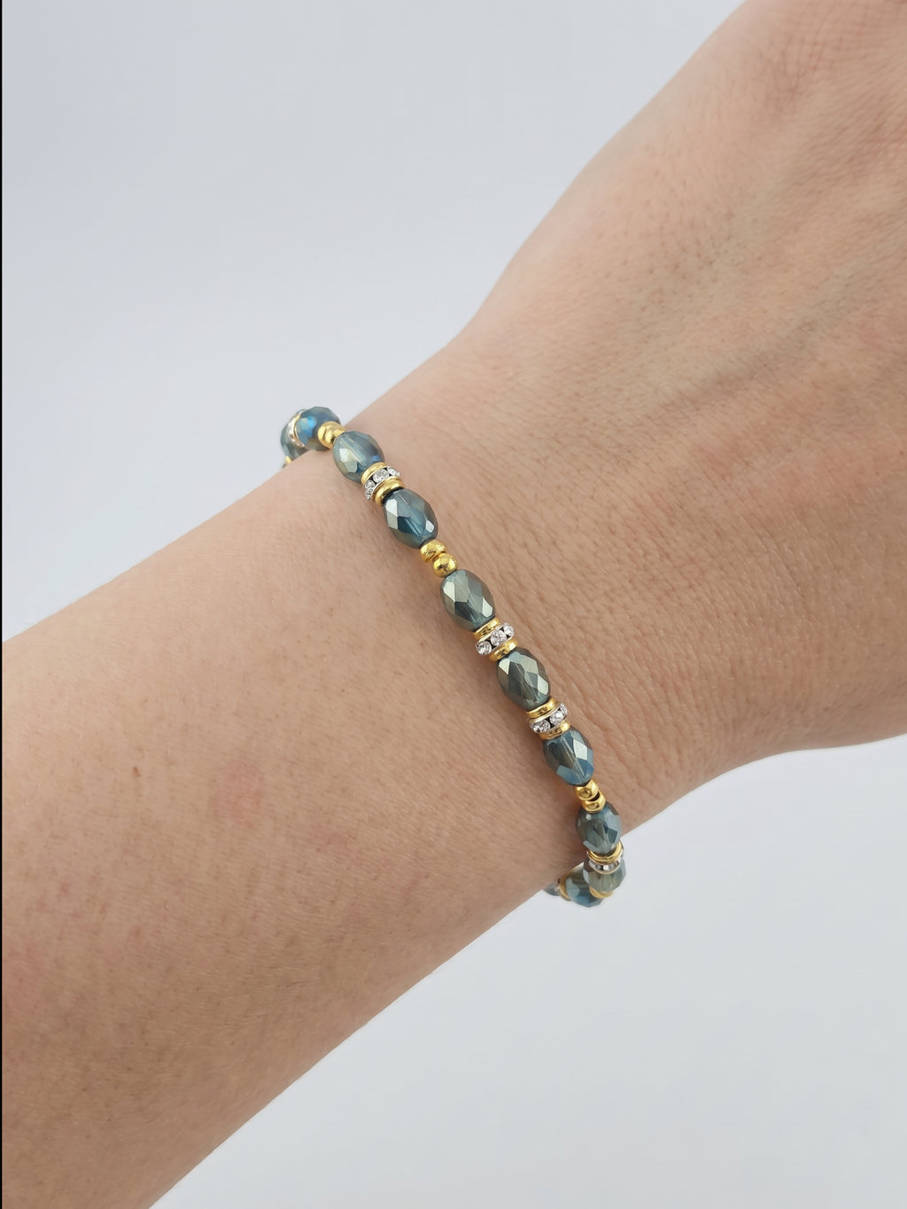Dazzling Green Bracelet
