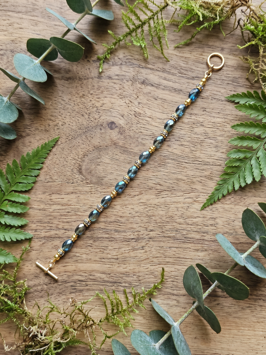 Dazzling Green Bracelet