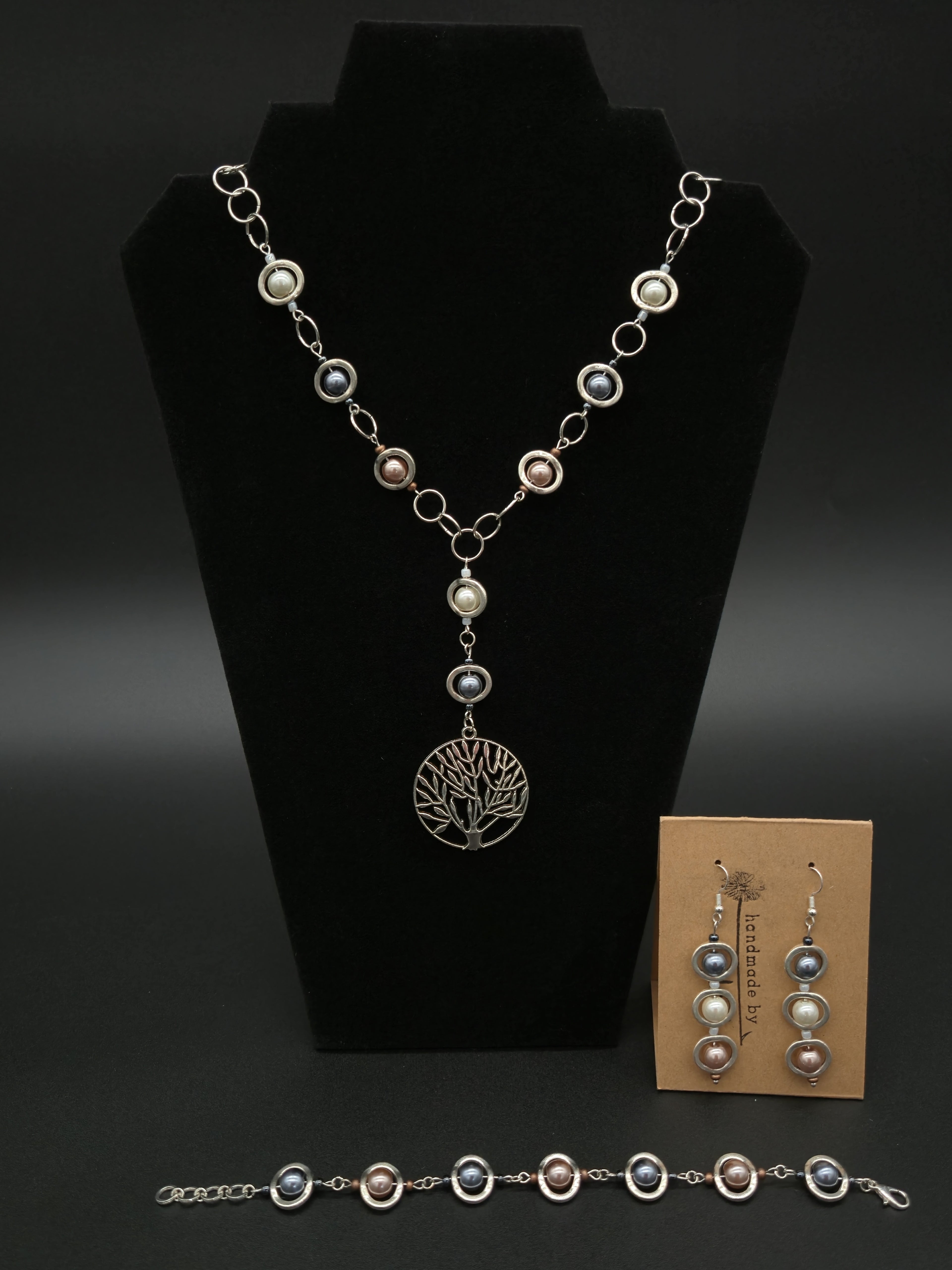 Mixed Pearl Bead Frame Collection